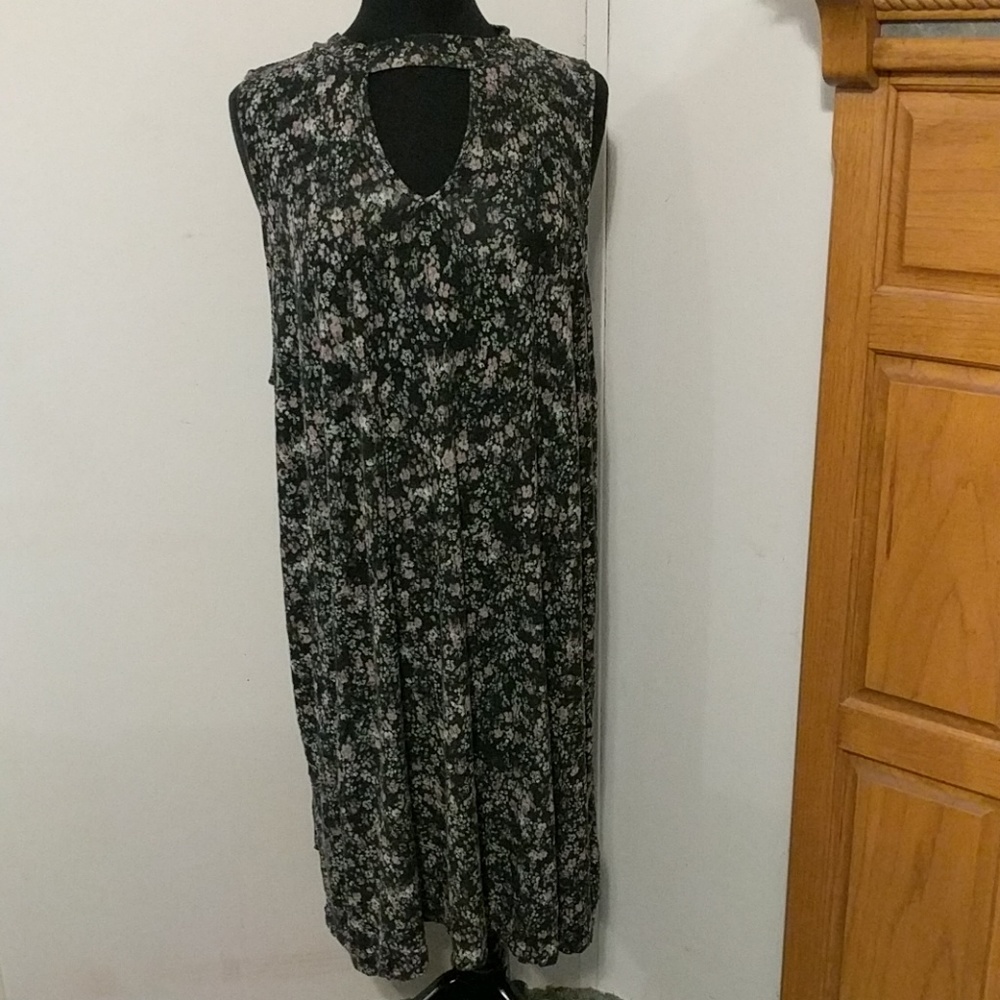 Floral print dress